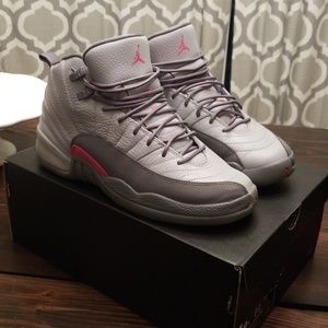 Jordan Retro 12 Grey/Pink